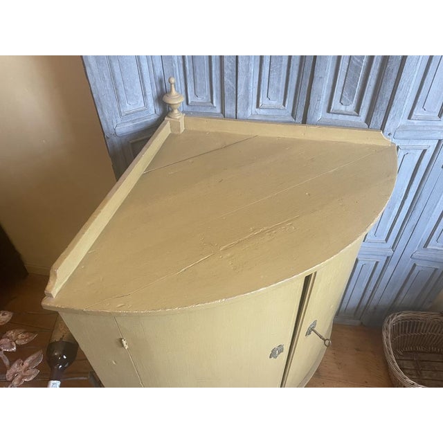 Dutch Corner Cupboard with Convex Doors, 1870s For Sale - Image 3 of 17