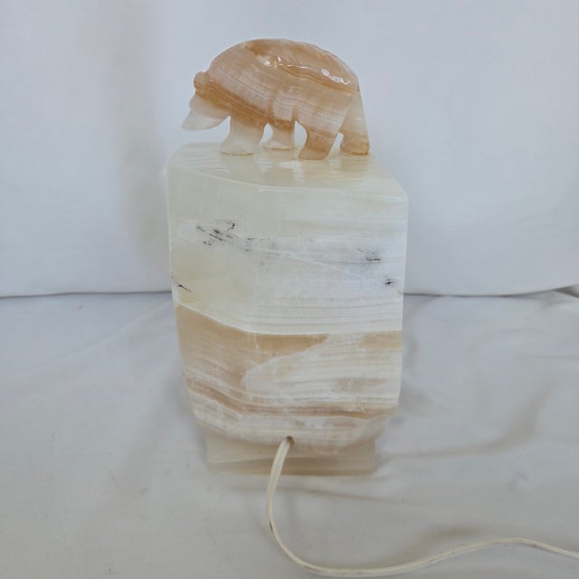Gemstone Mid 20th Century Mid-Century Modern Mexican Onyx Polar Bear Iceberg Sculpture Lamp For Sale - Image 7 of 8