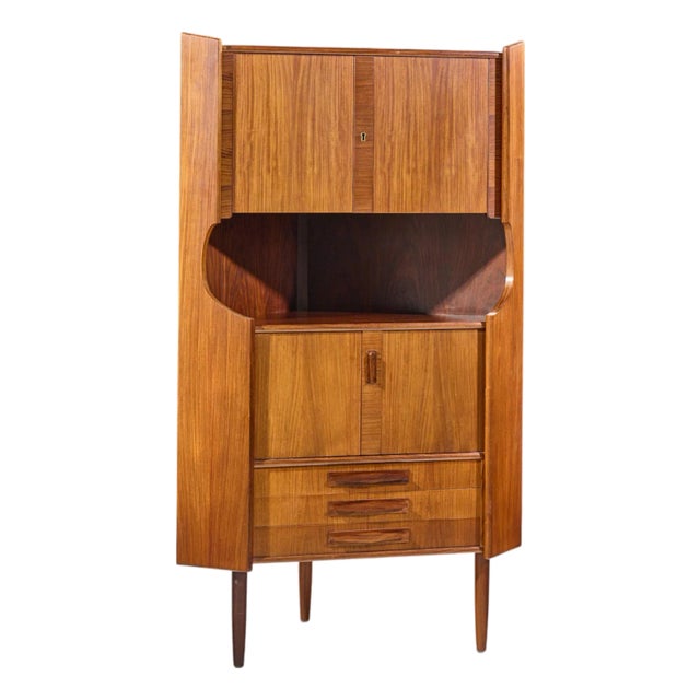 Omann Jun Style Mid Century Danish Rosewood Corner Cabinet For Sale