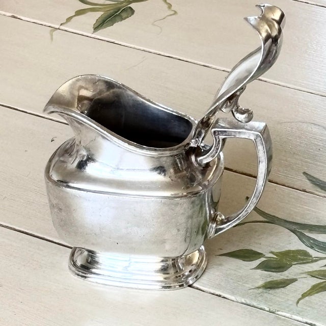 Authentic and rare silver plate individual 10 oz teapot from the Union Pacific Railroad (UPRR). Manufactured by Reed &...