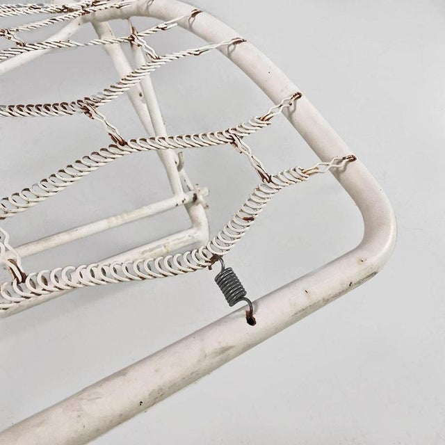 Mid-Century Italian Modern White Iron Garden Deck-Chair or Chaise Longue, 1960s For Sale - Image 12 of 18
