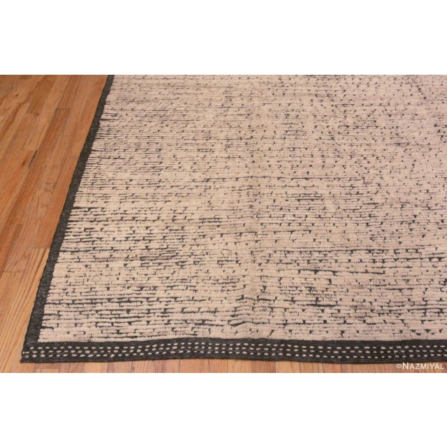 2020s Nazmiyal Collection Speckled Modern Area Rug For Sale - Image 5 of 7