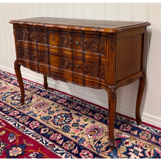 1930s Antique French Chest of Drawers Console Serpentine Carved Walnut Louis XV c.1920 For Sale - Image 5 of 18