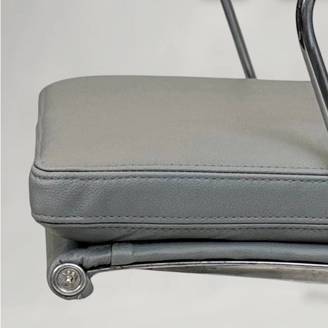 Herman Miller Eames Soft Pad Management Chair - Gray Leather For Sale - Image 6 of 10