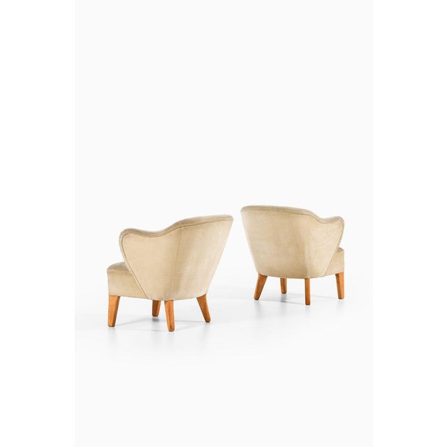 Set of Easy Chairs in Ash Legs with Velvet Mohair attributed to Flemming Lassen, 1940s For Sale - Image 4 of 11