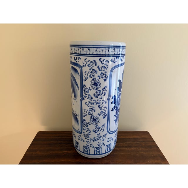 Vintage Chinoiserie Blue and White Porcelain Umbrella Stand For Sale - Image 12 of 13