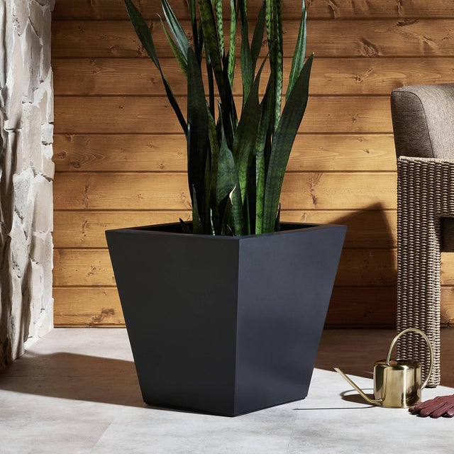 Black Four Hands Koto Planter - Black Concrete, Small For Sale - Image 8 of 8