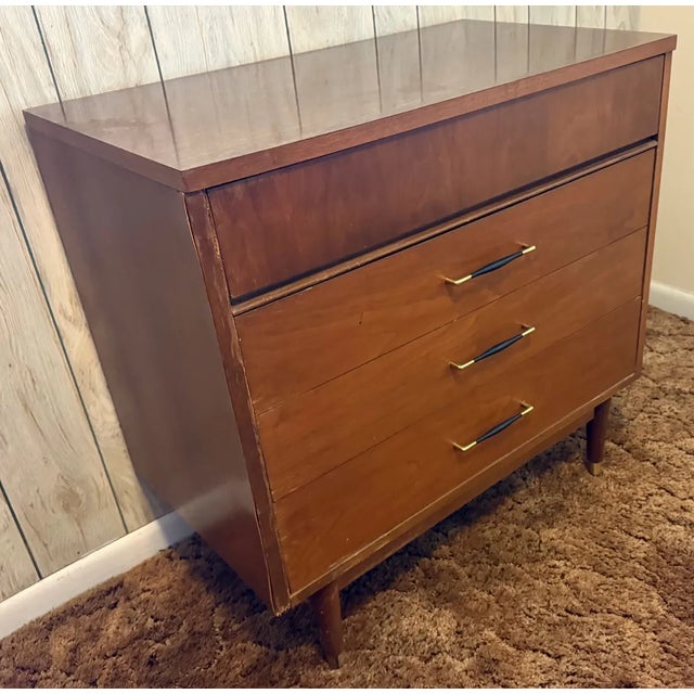 Vintage Mid-Century Modern Walnut 3-Drawer Lowboy Dresser With Brass-Capped Legs and Stylish Black-Gold Handles For Sale - Image 4 of 16