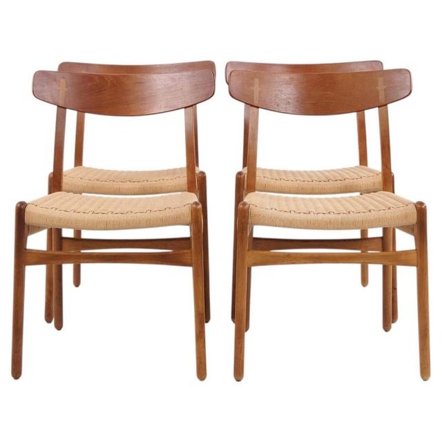 CH23 Dining Chairs with Teak Backrest and Woven Seat by Hans J. Wegner for Carl Hansen & Søn, 1960, Set of 4 For Sale - Image 10 of 10