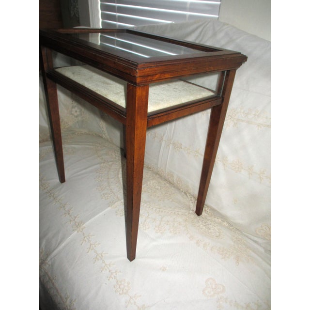 Brandt Vintage Brandt Furniture Federal Style Mahogany Brighton Court Curio Table For Sale - Image 4 of 10