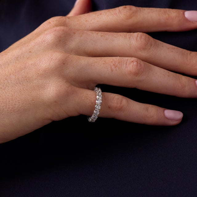 Vintage 3.35 Carat Diamond Platinum Eternity Band, Size 10 For Sale - Image 4 of 5