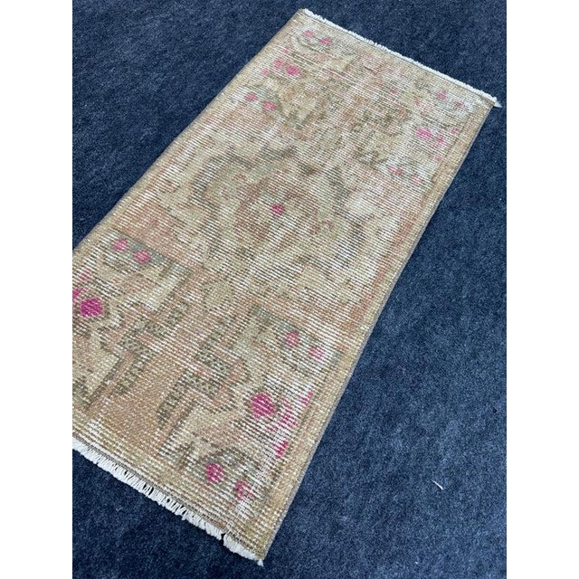 Early 21st Century Turkish Yastik Rug 1'6" x 3' For Sale - Image 5 of 5