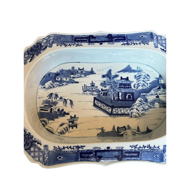 Early 20th Century Antique Blue and White Chinoiserie Warming Dish With Pagoda Scenes For Sale - Image 5 of 11