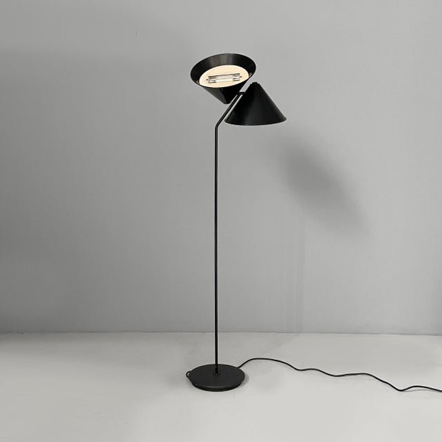 Vico Magistretti Italian Modern Floor Lamp Pascal by Vico Magistretti for Oluce, 1980s For Sale - Image 4 of 18