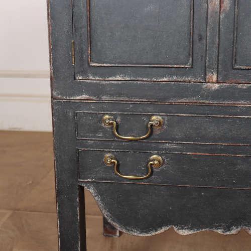 18th Century English Bedside Cabinet For Sale - Image 6 of 11