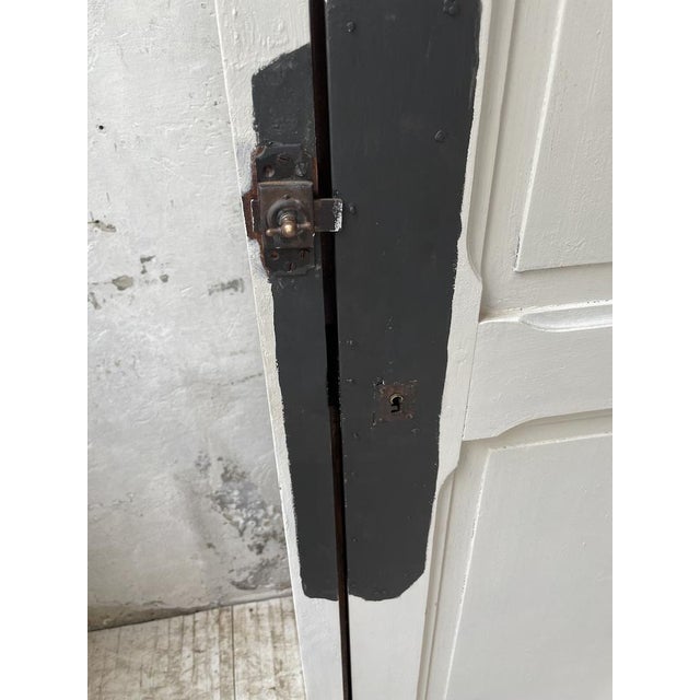 White Hosiery Wardrobe, 1950s For Sale - Image 12 of 18