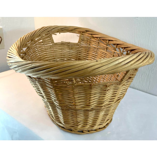 Mid 20th Century Vintage Wicker Laundry Style Basket For Sale - Image 5 of 11