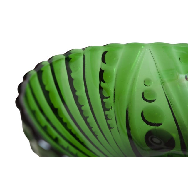 1940s 1940’s Anchor Hocking Emerald Green “Inspiration” Glass Bowls Set, 11pcs For Sale - Image 5 of 9