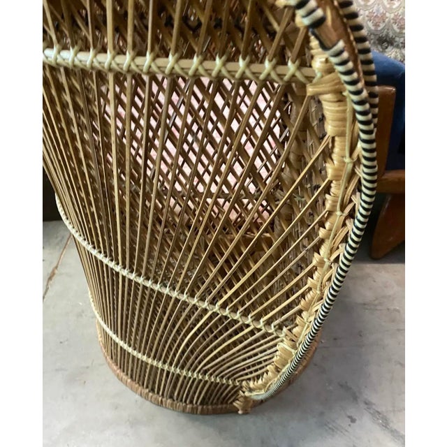 Petite Vintage Wicker Peacock Chair and Cushion For Sale In Atlanta - Image 6 of 12