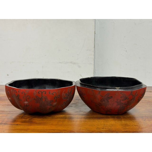 Paint Chaubon Antiques Chinese Red Lacquer Gourd Shaped Box For Sale - Image 7 of 12