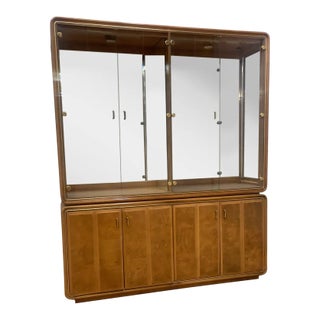 Mid Century Modern American of Martinsville Mirror China Cabinet For Sale