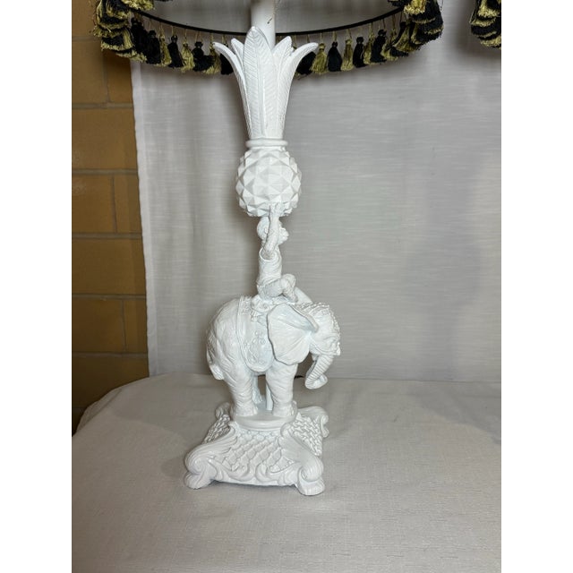 Vintage Hollywood Regency Style Table Lamps - Pair of Newly Painted Marge Carson-Inspired Designs For Sale - Image 9 of 15