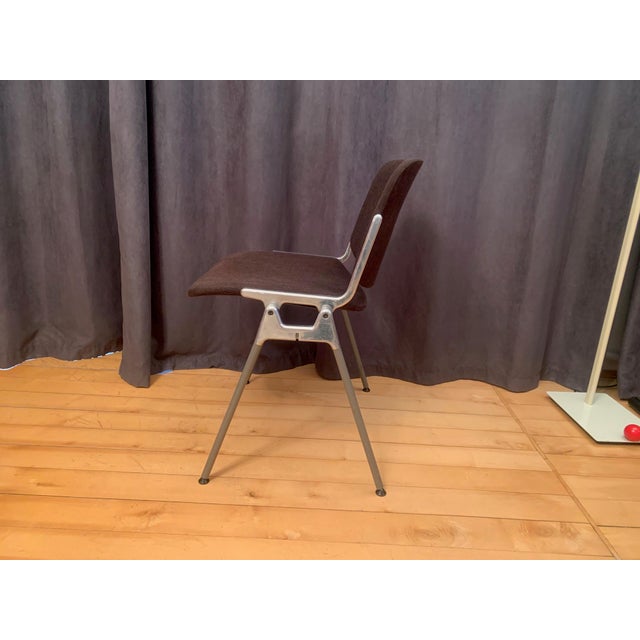 1960s DSC-106 Chair by Giancarlo Piretti, 1989 For Sale - Image 5 of 15