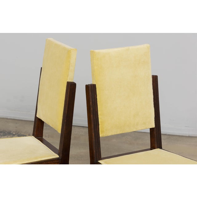 1930s French Art Deco Oak Dining Chairs in Light Yellow Velvet – Set of 8 For Sale - Image 16 of 18