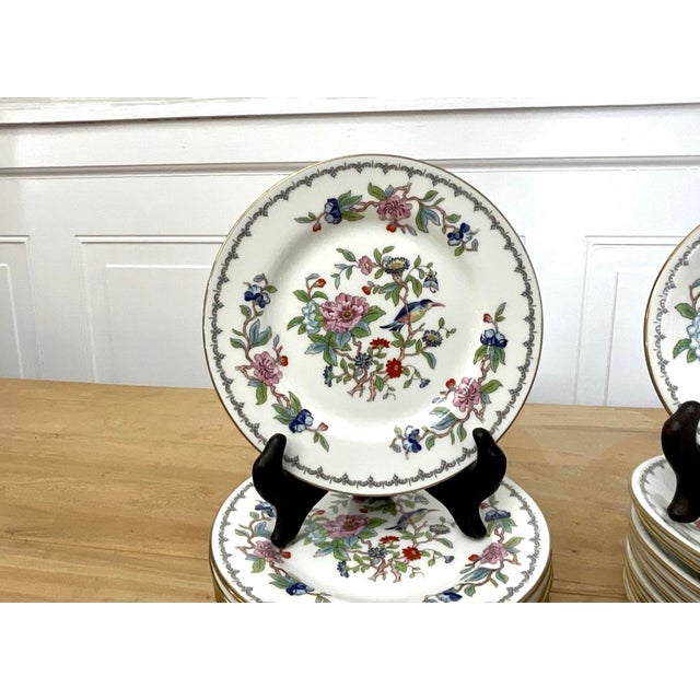1960s 1960s John Aynsley “Pembroke” Pattern Fine English Bone China: Teacups, Saucers and Dessert Plates - Set of 30 For Sale - Image 5 of 13