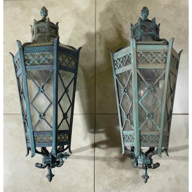 1980s Large Pair of Handcrafted Wall-Mounted Solid Brass Lanterns / Sconces For Sale In Miami - Image 6 of 18