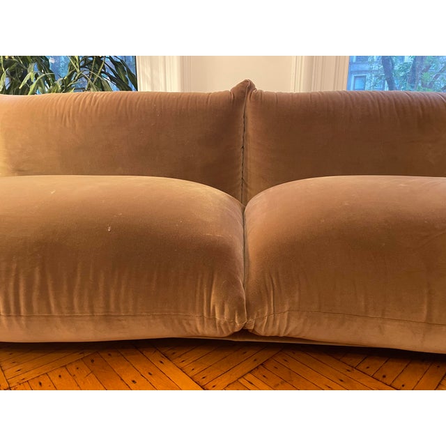 Mario Marenco Late 20th Century Attributed Arflex Marenco 2-Seater Sofa (254 Cm / 100") For Sale - Image 4 of 9