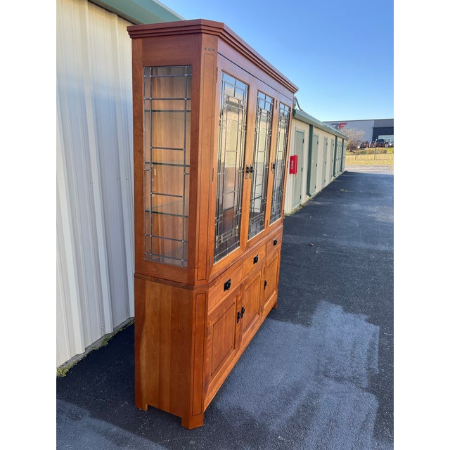 Stickley 21st Century Collection Leaded Glass Mission Cherry Buffet China Cabinet For Sale - Image 6 of 12