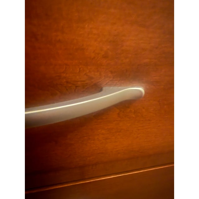 1980s 1980s Baronet Solid Maple 5-Drawer Chest / Mid-Century Modern Dresser For Sale - Image 5 of 11