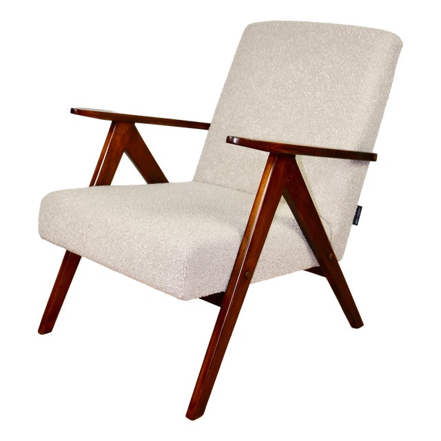 Vintage B-310 VAR Lounge Chair in Beige Structural Bouclé, 1970s For Sale