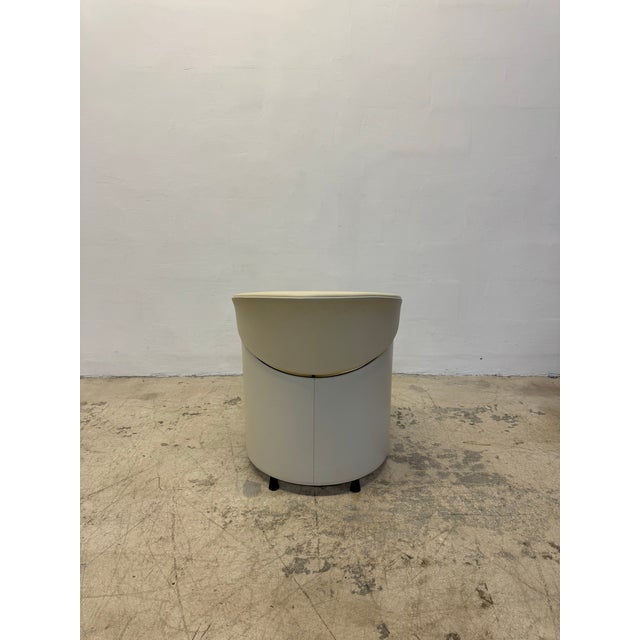 1980s Matteo Grassi Cream Leather Barrel Back Dining Arm Chairs - Set of Four For Sale - Image 5 of 12