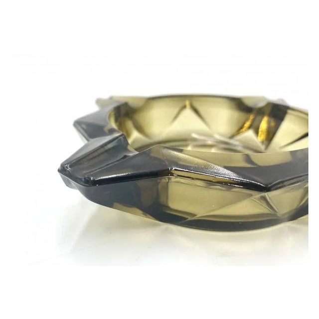 Ashtray by J. G. Durand, Luminarc, France, 1970s, in Very Good conditions. Designed 1970 to 1979 This piece has an...