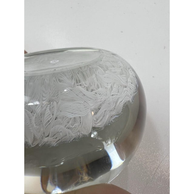 Paperweight Christmas Holly Wreath Vintage C. 1983 P Perthshire Scotland Post-Modern For Sale - Image 13 of 14