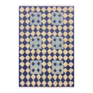 1990s 1990s Modern Moroccan High-Low Blue/Ivory Wool Rug - 4'2'' X 6'1'' For Sale