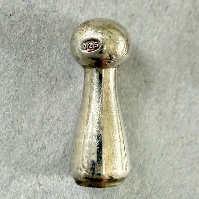 Metal English Estate Sterling Silver Lemon Squeezers, Set / 4 For Sale - Image 7 of 16