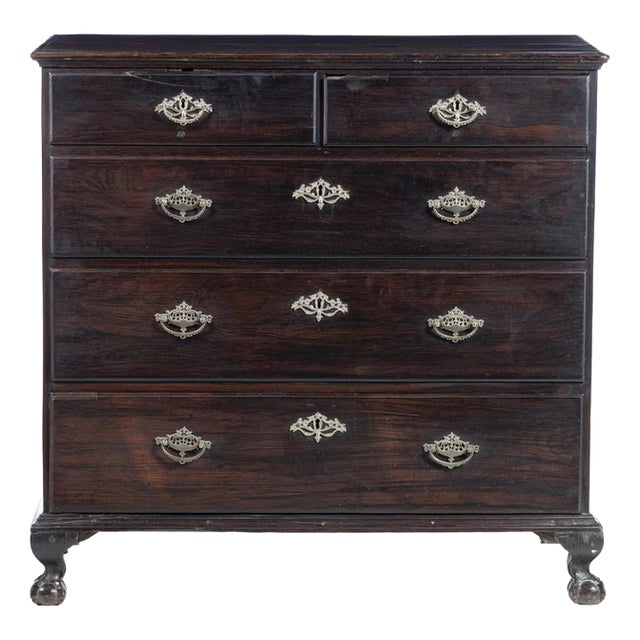 Quenn Mary Chest of Drawers, 18th Century For Sale