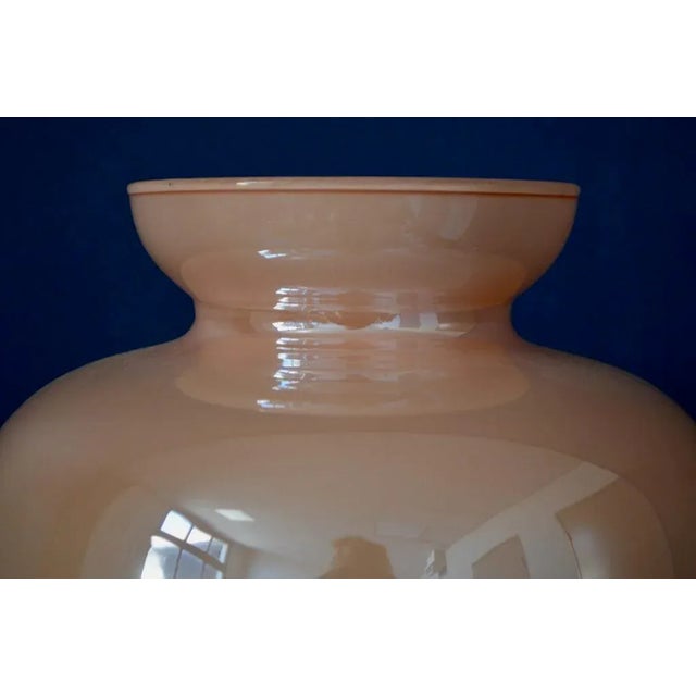 Large Vase in Rose Murano Glass For Sale - Image 4 of 8