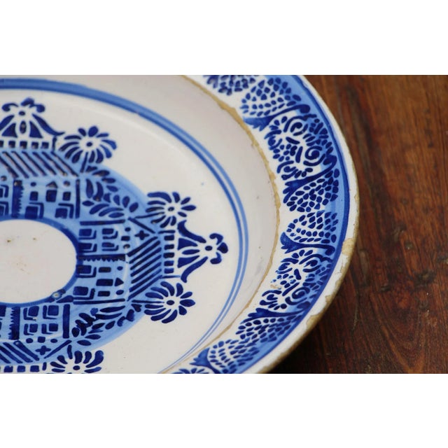Rustic European 19th Century Portuguese Large Blue and White Wall Plate Depicting Palaces, Earthenware, Faience For Sale - Image 3 of 13