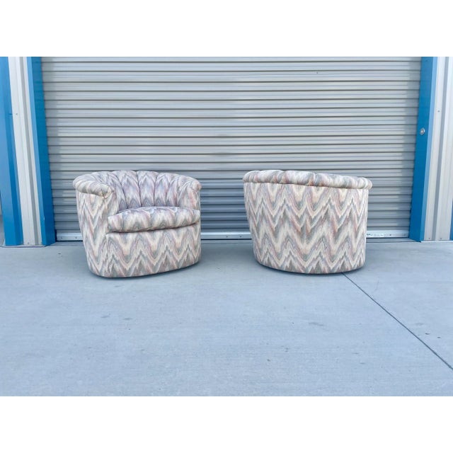 Mid-Century Modern 1960s Mid-Century Swivel Lounge Chairs Styled After Milo Baughman For Sale - Image 3 of 13