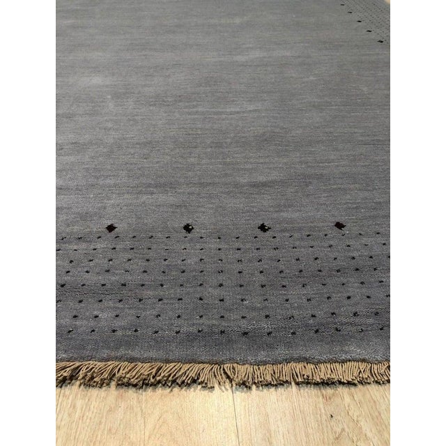 Contemporary 8x10 Gray Hand-Knotted Wool Dotted Border Open Field Solid Modern Carpet Rug For Sale - Image 3 of 4