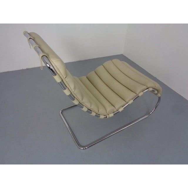 Silver Model 241 Lounge Chair by Mies Van Der Rohe for Knoll International, 1970s For Sale - Image 8 of 18