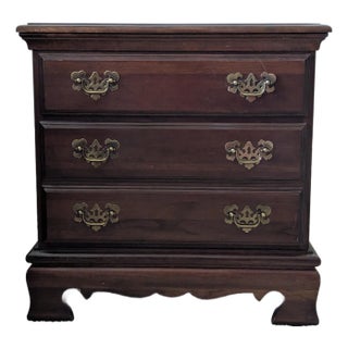 Pair of Chippendale Style Nightstands For Sale