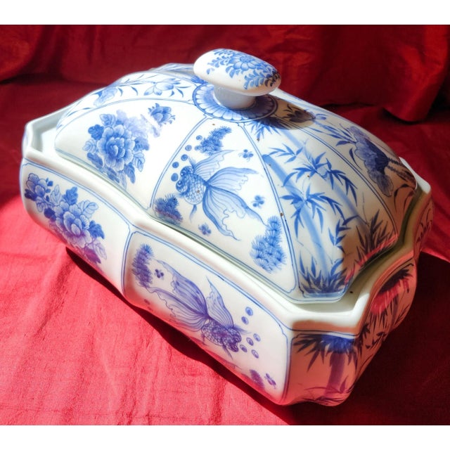 Early 20th Century Final Clearance Canton Export 39.5" Circumference Hand Painted Blue & White Koi Tureen or Catchall Casket of 20th Century For Sale - Image 5 of 12