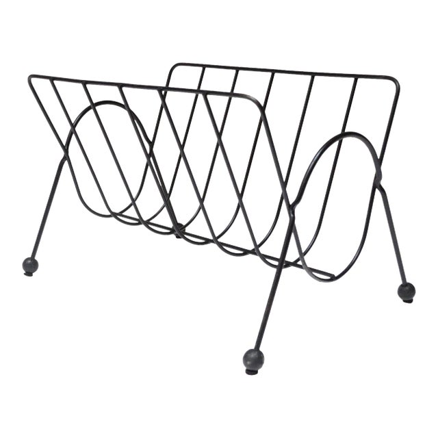 Mid-Century American Modern Black Metal Wire Magazine Rack For Sale