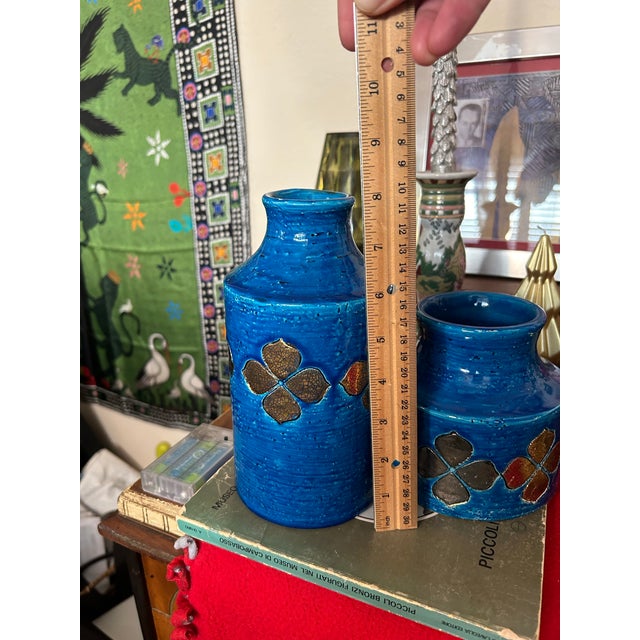 Two Aldo Londi Vases in Rimini Blue With Mettalic Clovers For Sale - Image 11 of 11