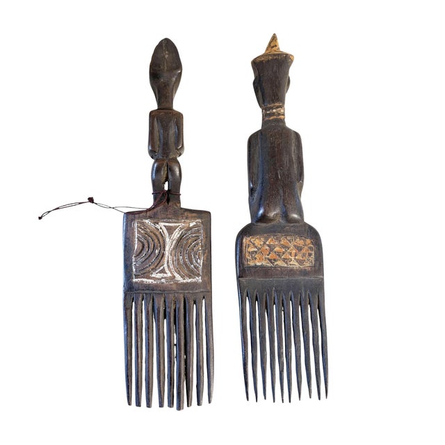 1980s Vintage Hemba Wedding Combs W/ Couple Figures Congo S/2 10" H For Sale - Image 5 of 5
